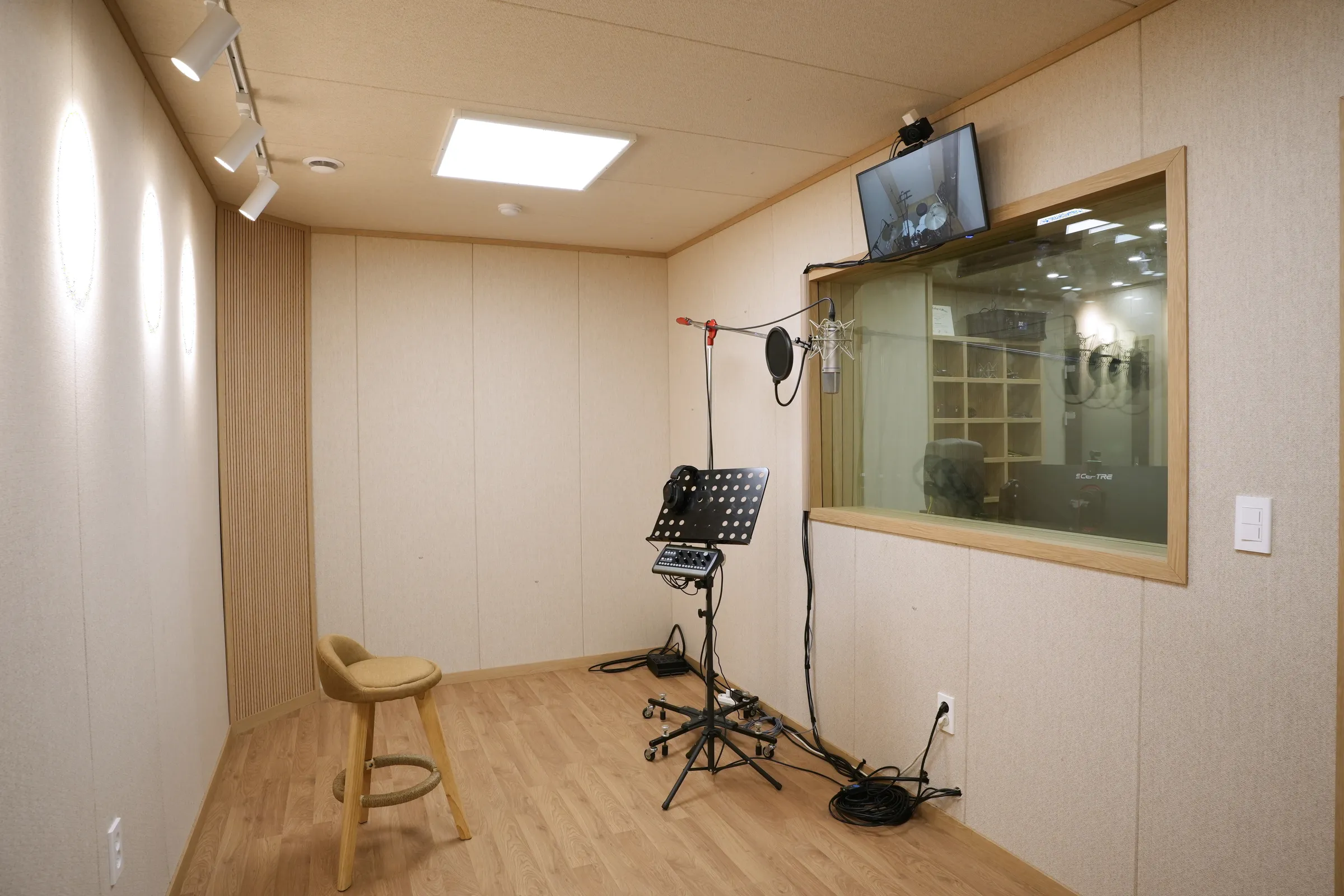 MusiCat Studio 레코딩룸 전경